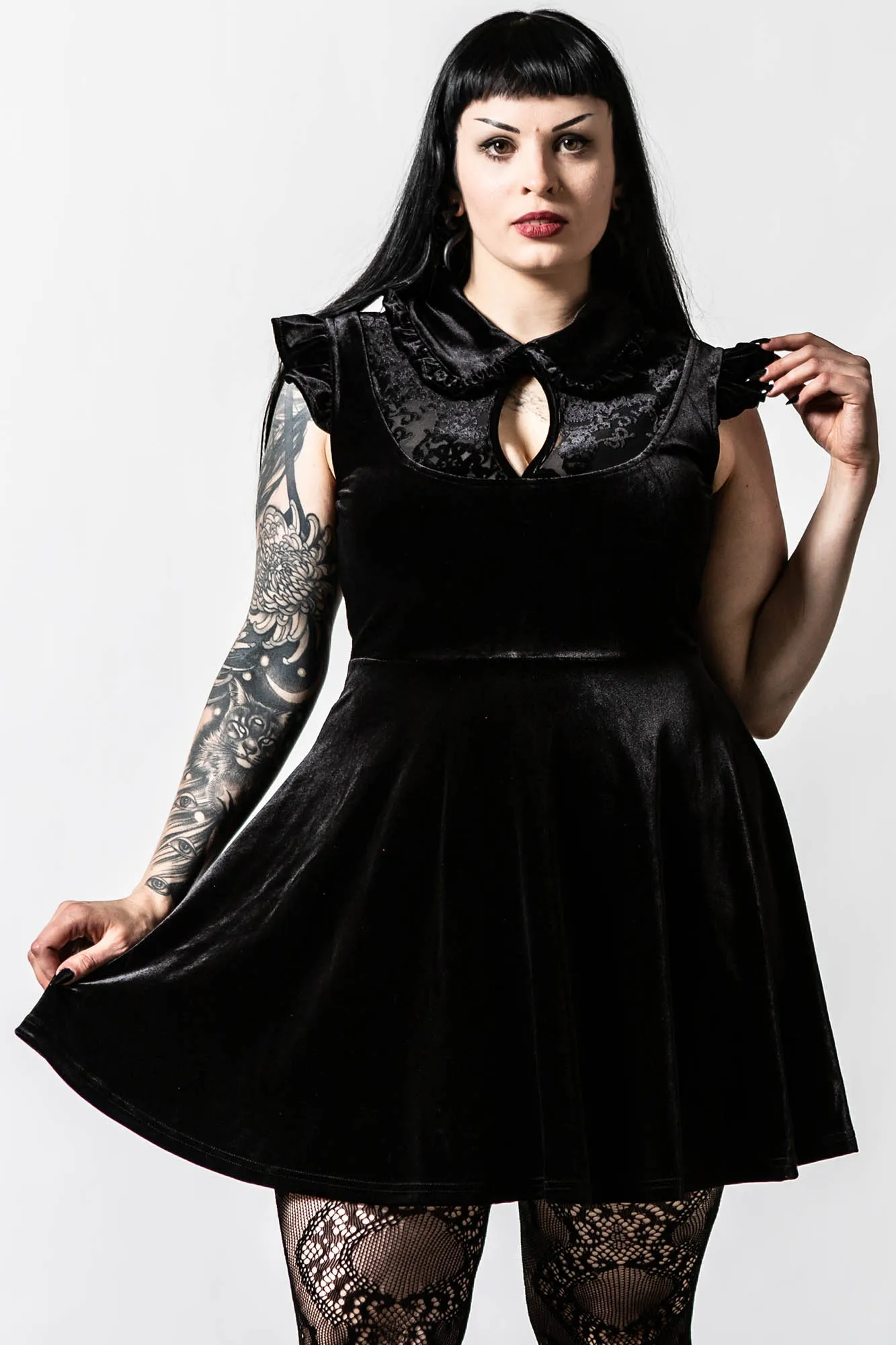 Amaymon Collar Dress
