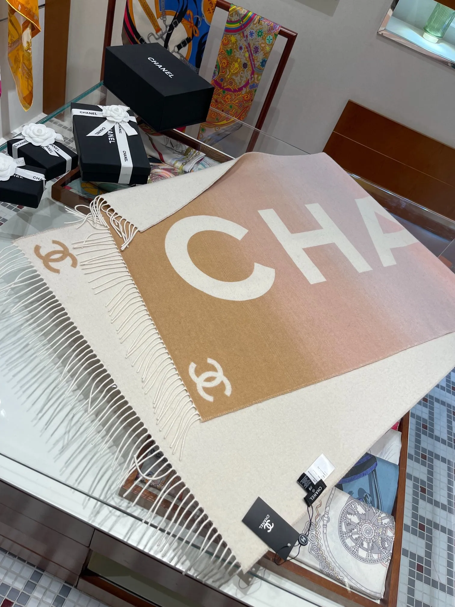 CLTH181 70x200cm    60.9%wool,36.1shmere