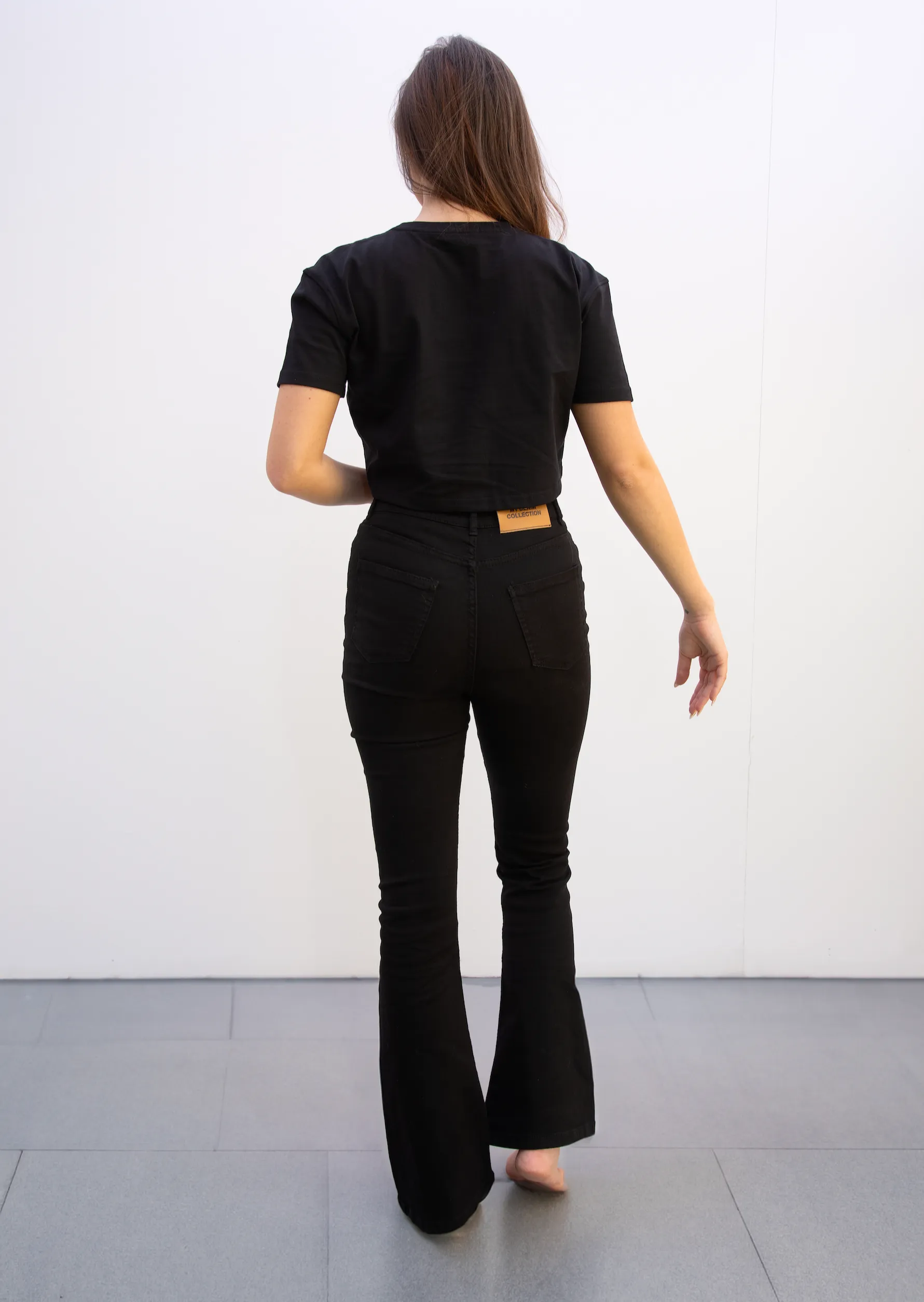 CROPPED T- SHIRT