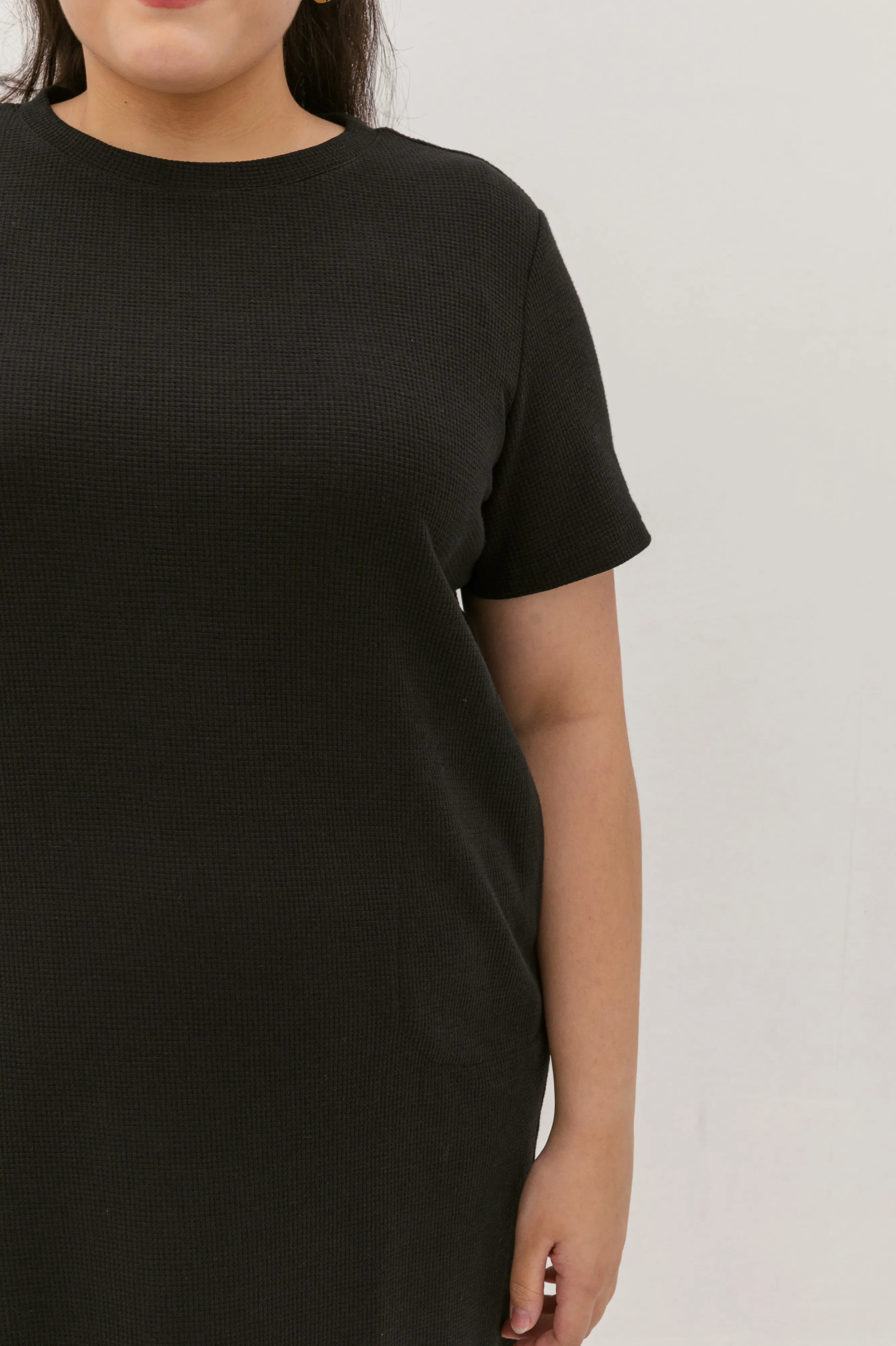 Kara Waffle Knit Midi Dress In Black