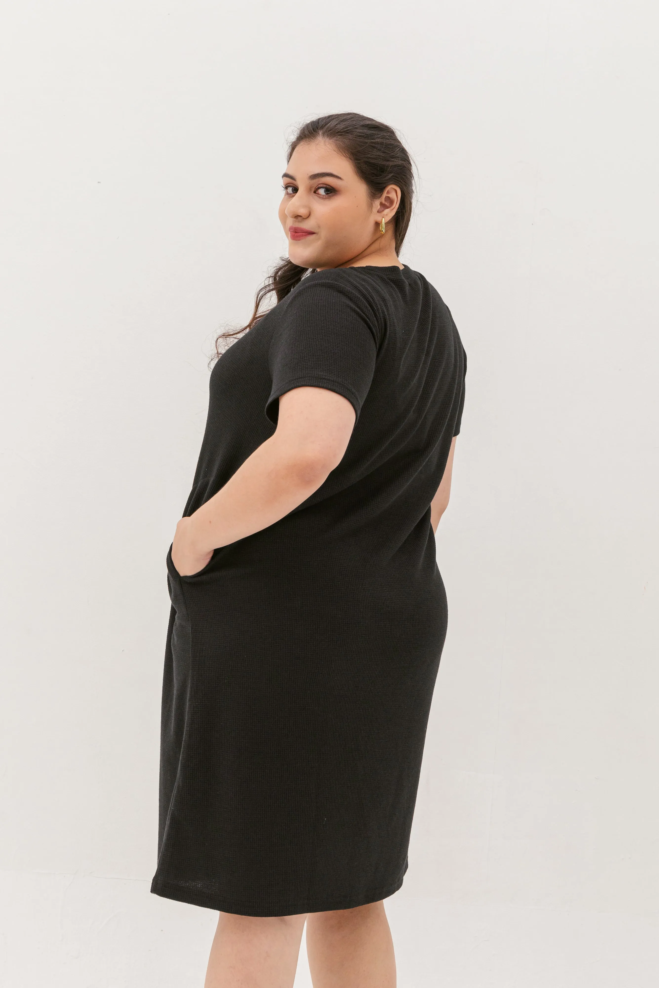 Kara Waffle Knit Midi Dress In Black