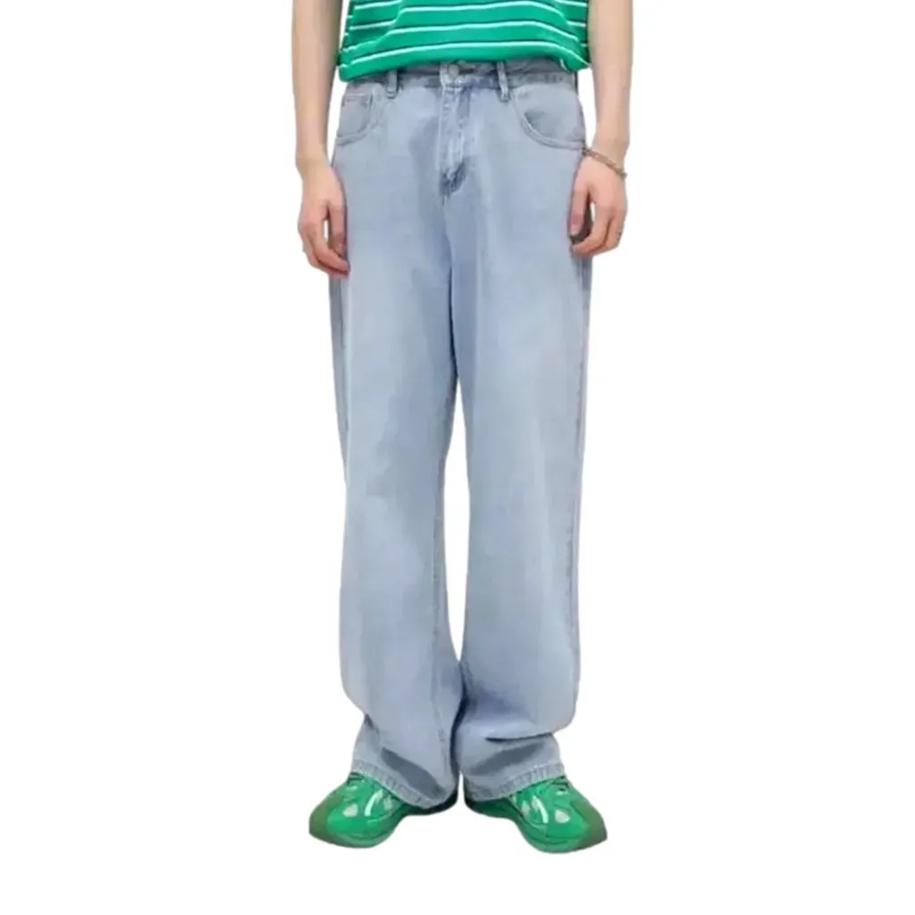Mid rise baggy light wash jeans for men
