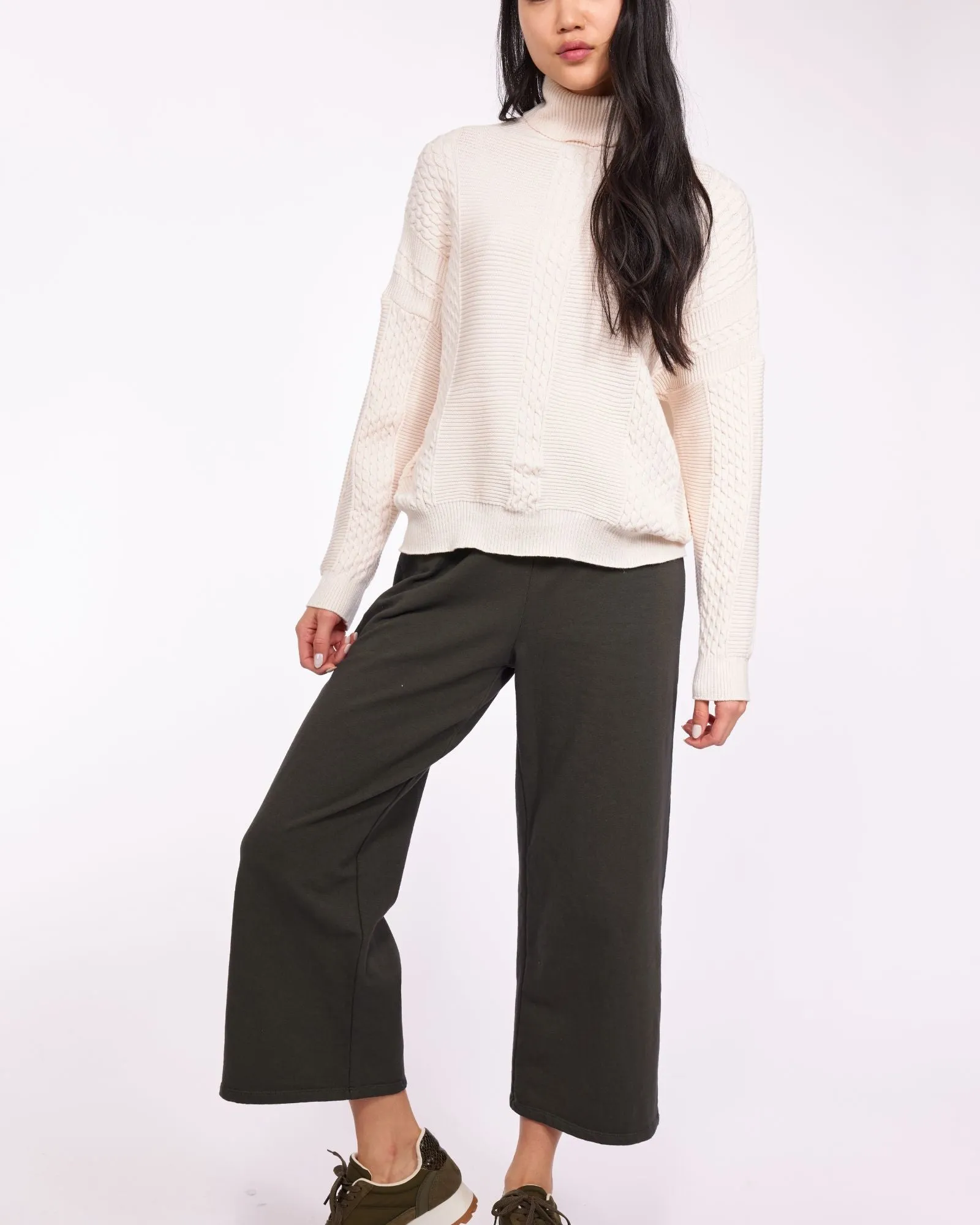 Pistache Polar Fleece Pull On Pant
