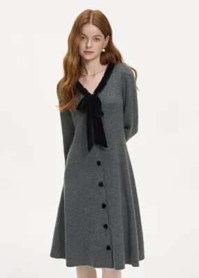 RIBBON TIE V-NECK KNIT DRESS