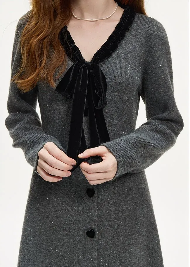 RIBBON TIE V-NECK KNIT DRESS