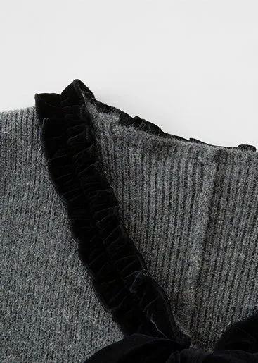 RIBBON TIE V-NECK KNIT DRESS