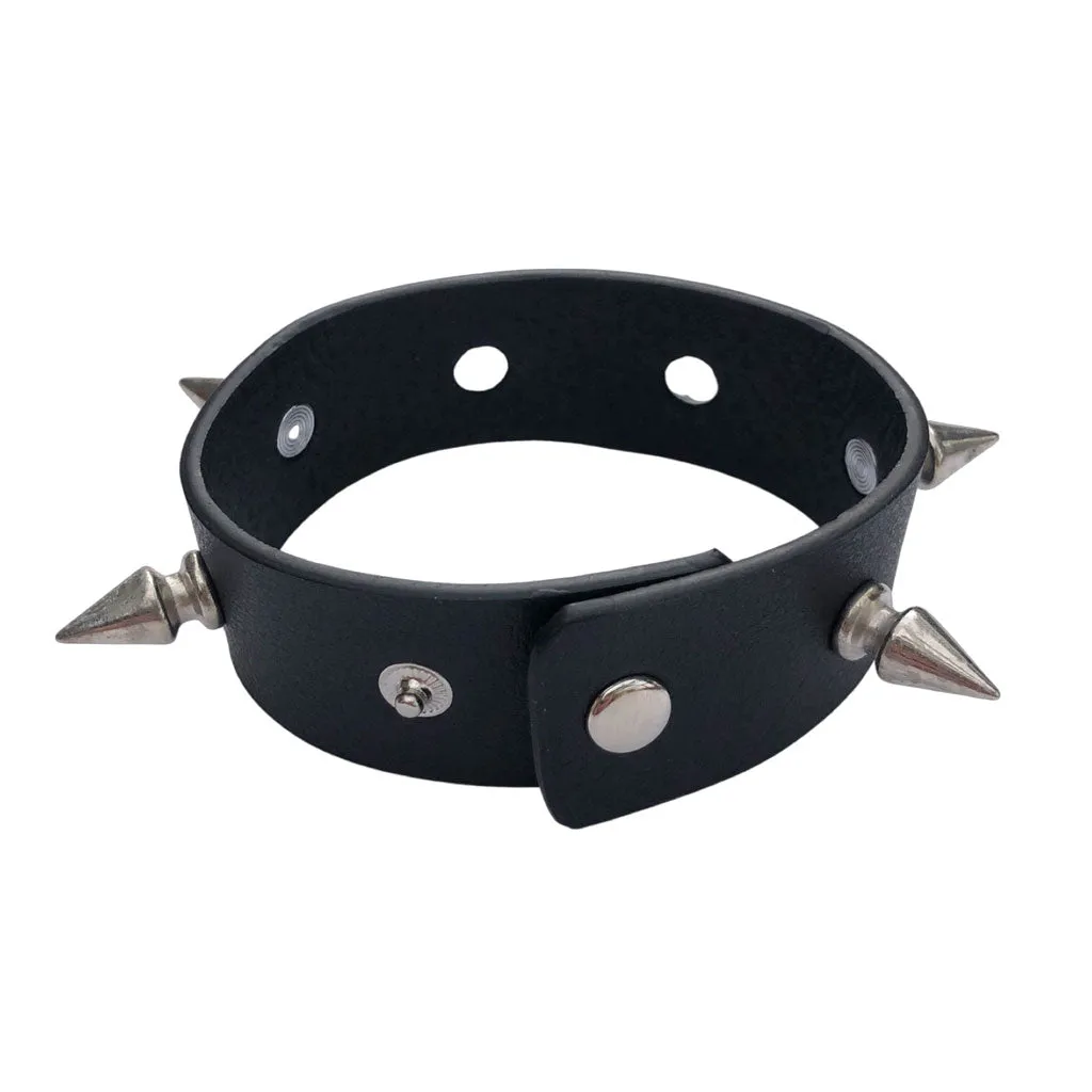 Spikey Punk Wrist Bracelet - Single Row Metal