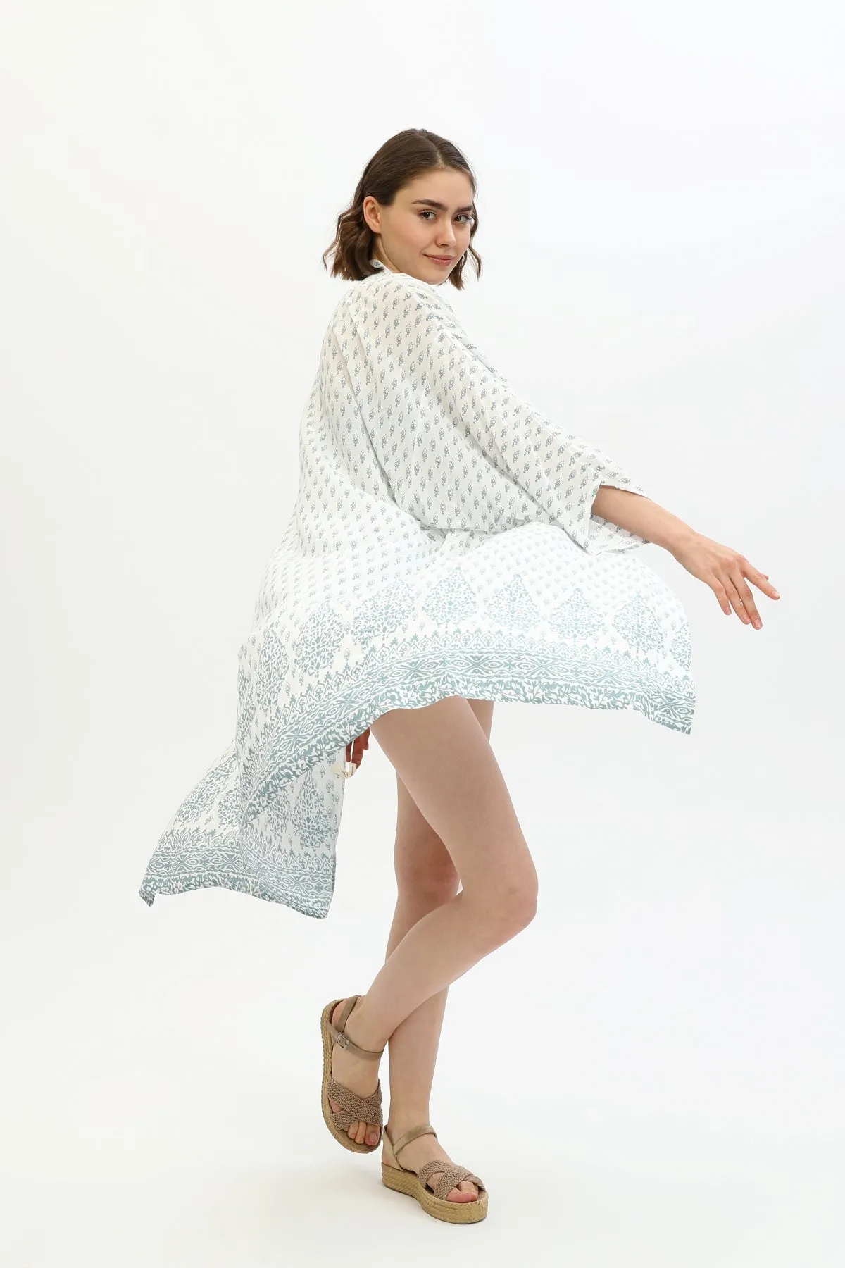 Zada Hindu Jacket/India Teal White
