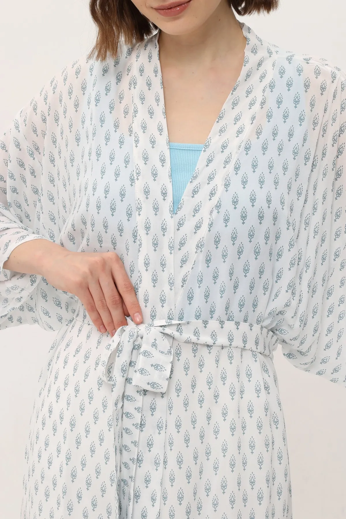 Zada Hindu Jacket/India Teal White