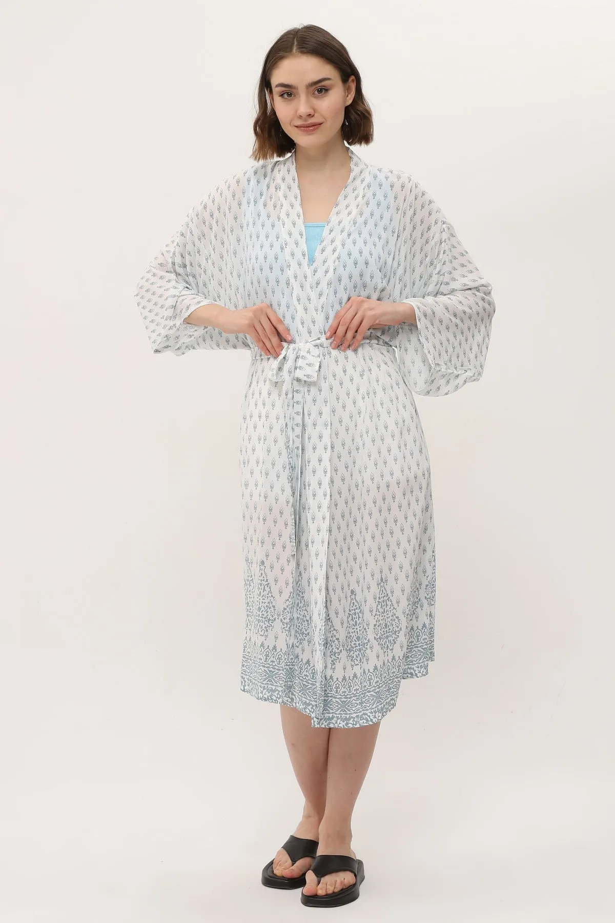 Zada Hindu Jacket/India Teal White