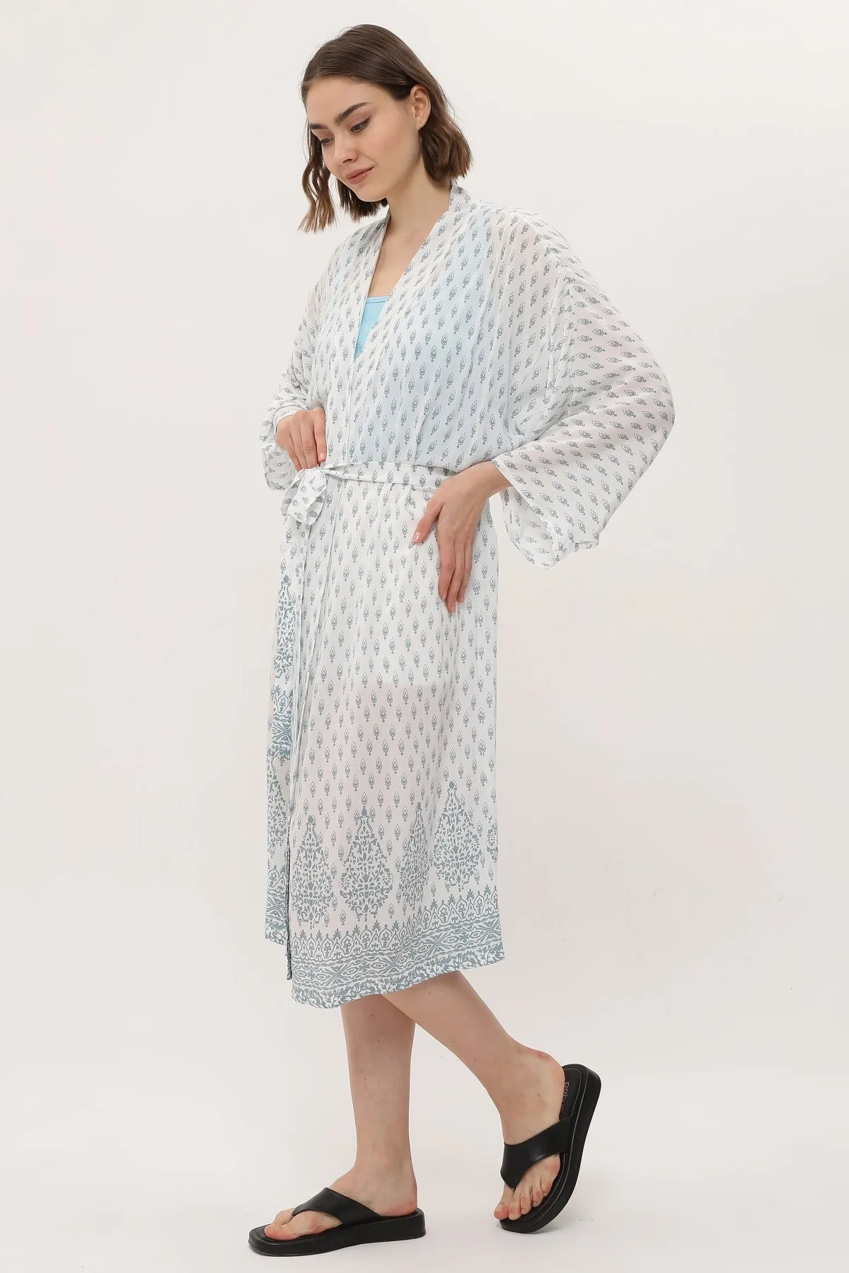 Zada Hindu Jacket/India Teal White